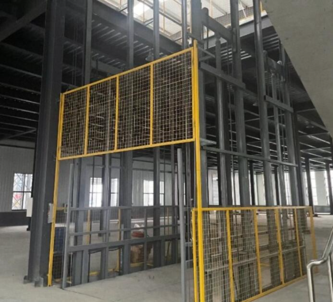 源汇请详细介绍一下货梯安装在室外的维护方法